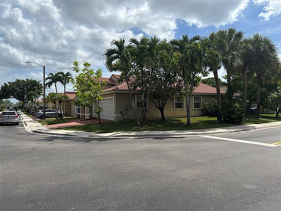 2nd image of 1579 SW 105th Ave