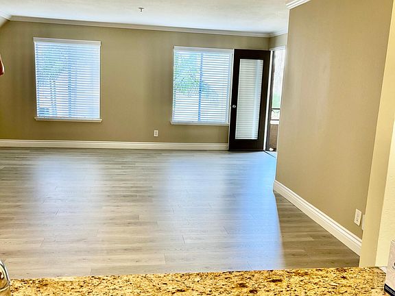3rd image of 3550 Lebon Dr Unit 6221