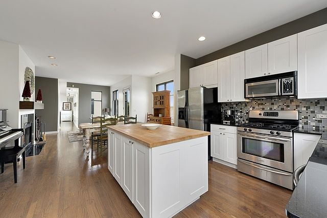 1st image of 2836 N Southport Ave #C