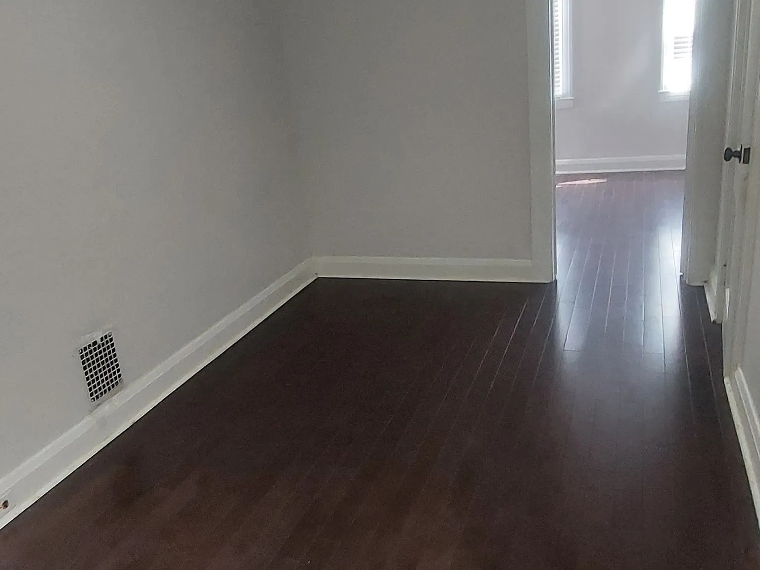 2606 Mura St — Photo 4