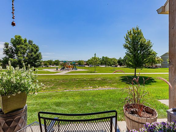 4th image of 1805 SW White Birch Cir Unit 6