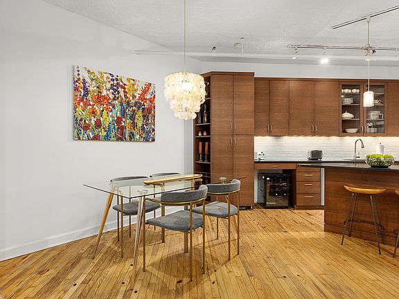 4th image of 133-131 W 28th St #3C