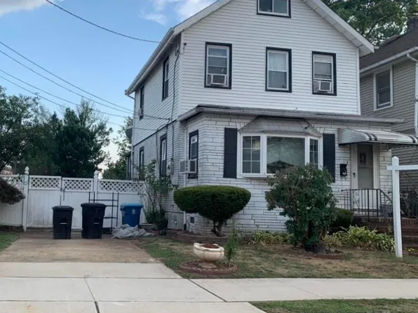 2 Harris St, Carteret, NJ 07008