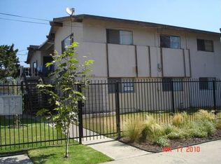 1355 Abbey Ln, Pomona, CA 91767