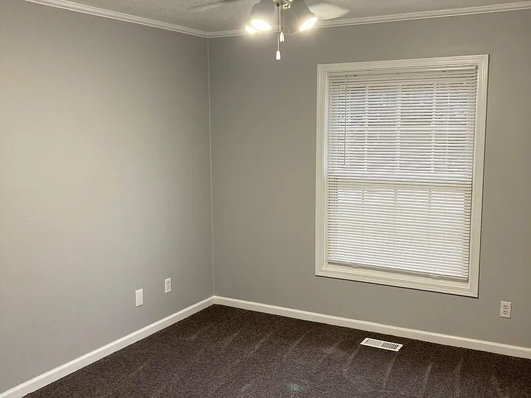 1346 Hibbard Dr #C — Photo 10