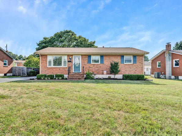 5774 Sierra Dr, Roanoke, VA 24012