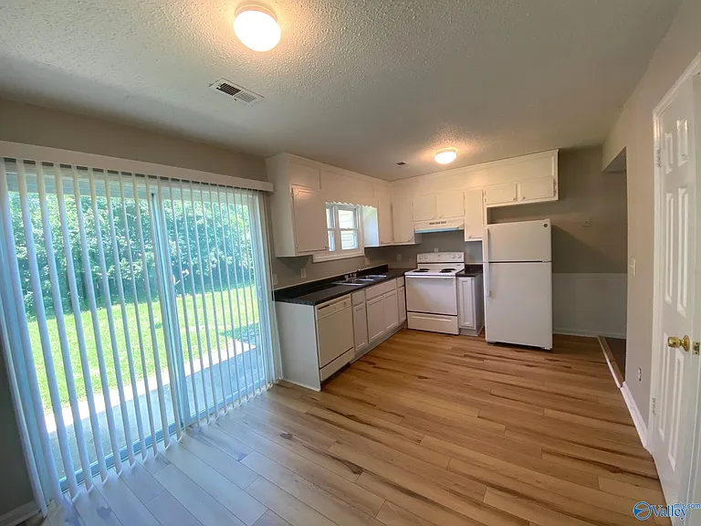 9017 Mahogany Row SE #B — Photo 3