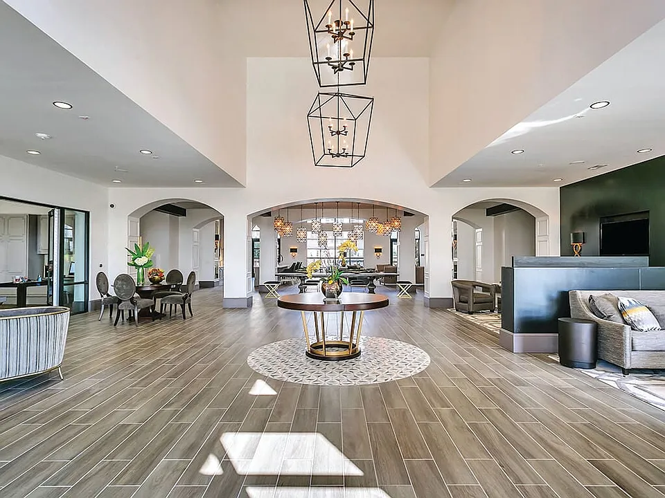The Huntington Apartments