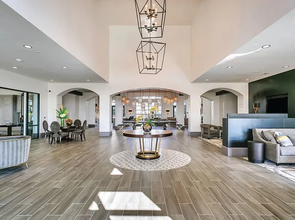 The Huntington Apartments