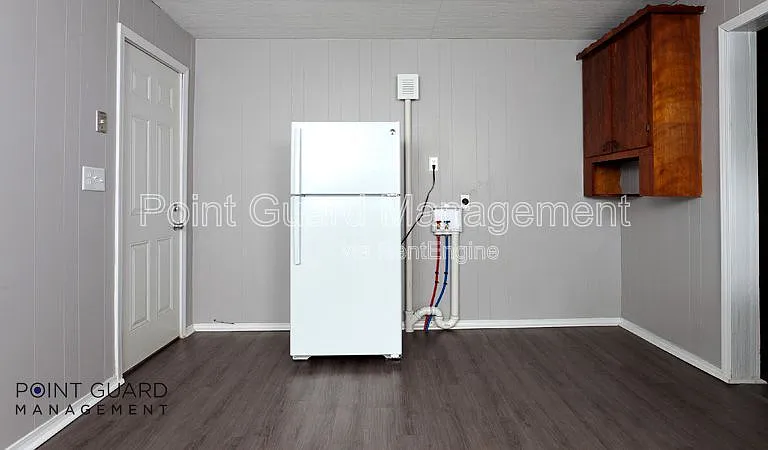 226 S Millwood Ave — Photo 7