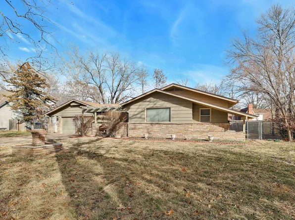 316 N Saint James St, Wichita, KS 67206