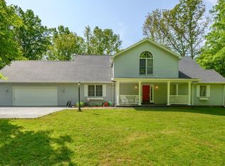 6404 Sprunica Ridge Rd, Nashville, IN 47448