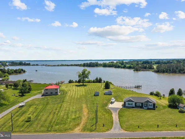 315 Indian Banks Rd, Farnham, VA 22460