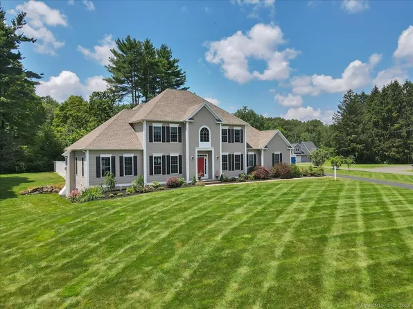 4 Aspenwood, Avon, CT 06001