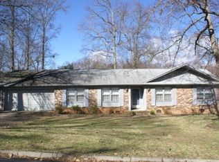 228 Barrett Dr, Mauldin, SC 29662