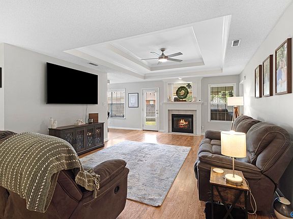 3rd image of 1203 Palisade Ct SW