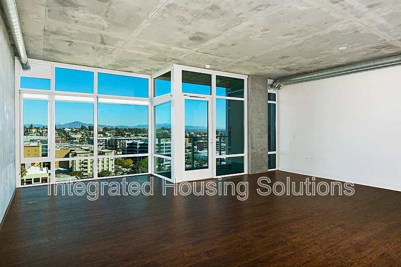 Studio, 1.0 bath, 731 sqft, $1,900 — Photo 4