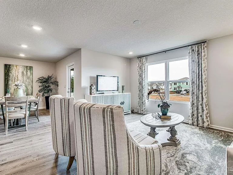 1756 Paisleigh Dr — Photo 5