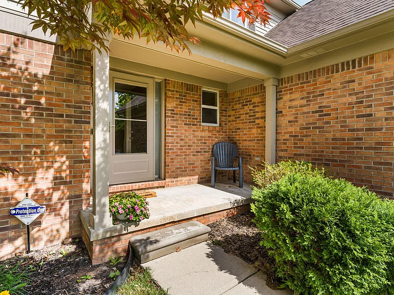 4141 Crystal Creek Dr — Photo 13