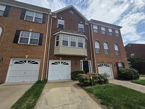 8063 Bloomsbury Pl Photo 1