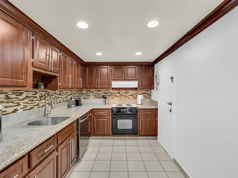405 N Ocean Blvd #727 — Photo 15
