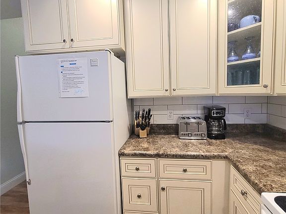 4th image of 1481 Ledges Dr Unit 341