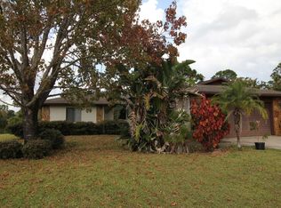 923 Hutchins St SE, Palm Bay, FL 32909