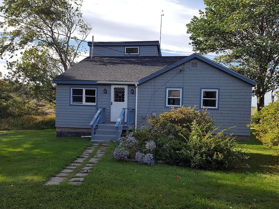 View of house from driveway