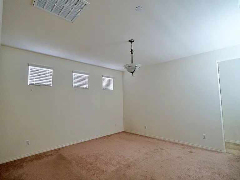 3176 E Olympic Dr — Photo 10