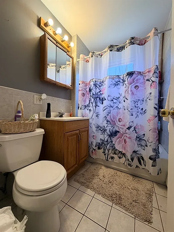 4 bed, 9999 sqft, $3,900 — Photo 4