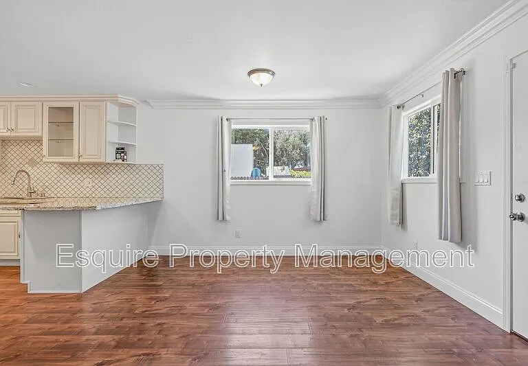 1218 N Olive St #A — Photo 5