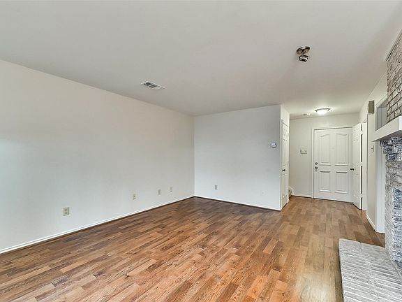 5th image of 3434 Daniel Ave APT G