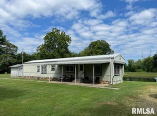 49 River Rd, Golconda, IL 62938