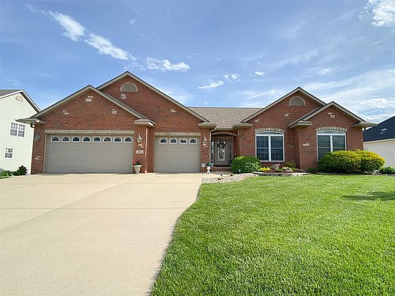 2nd image of 120 Stonebridge Crossing Dr
