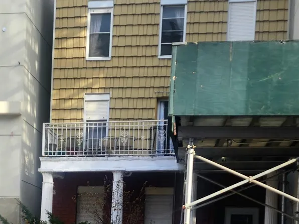 243 Franklin Avenue, Brooklyn, NY 11205