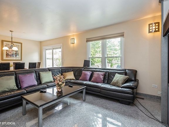3rd image of 20 Dennison Dr