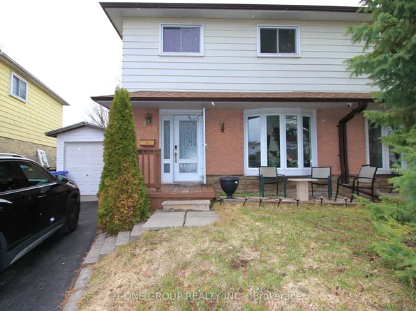 739 Pam Cres, Newmarket, ON L3Y 5B7