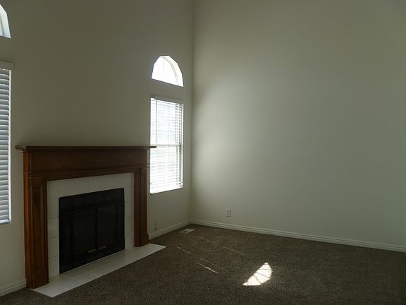 2nd image of 8433 Meadow Green Way