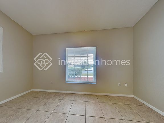 3rd image of 1014 Highland Crest Cir