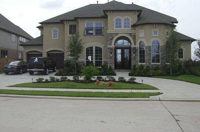 1st image of 10127 Winding Glen Dr