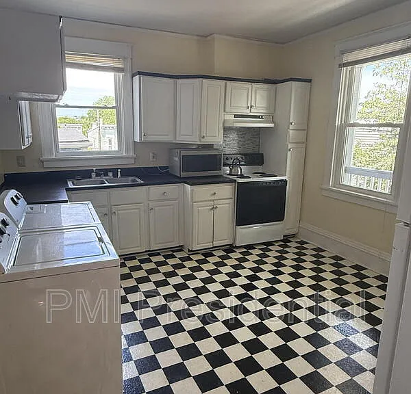 2804 E Leigh St #B — Photo 11