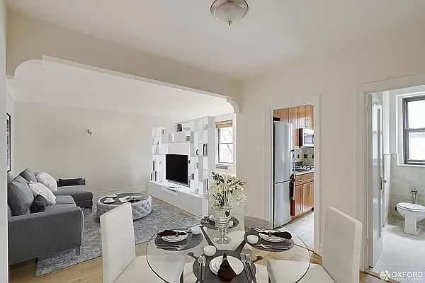 Rented by Compass | media 9