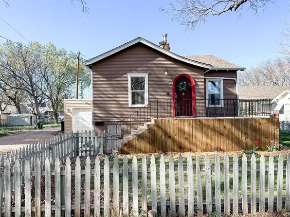 709 W B ST, North Platte, NE 69101