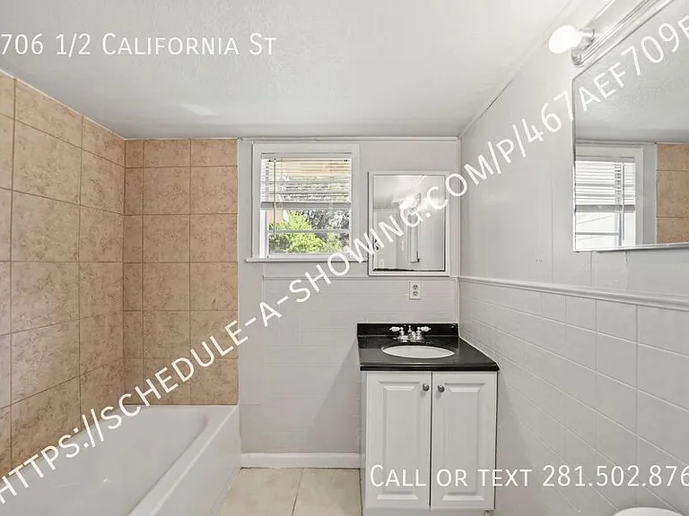 1706 1/2 California St — Photo 3