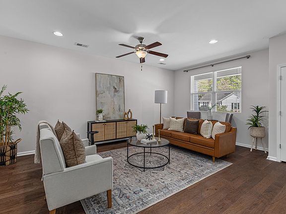 5th image of 280 Stefan Dr #C