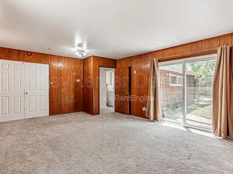 400 Lily Ln — Photo 10