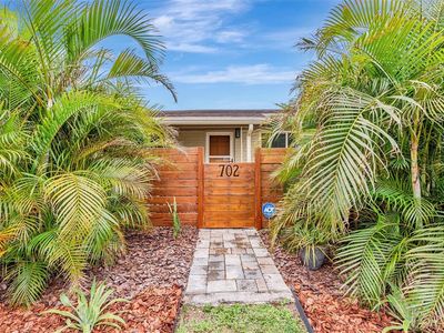 702 59th St S, Gulfport, FL, 33707