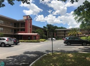 2212 S Cypress Bend Dr APT 104, Pompano Beach, FL 33069