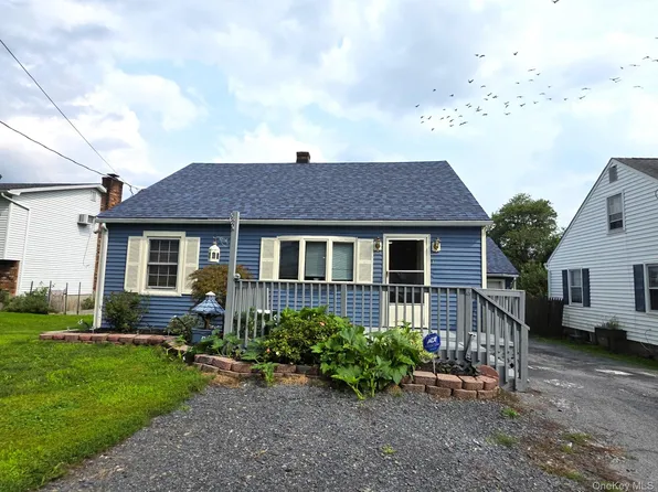 195 Commonwealth Avenue, Middletown, NY 10940