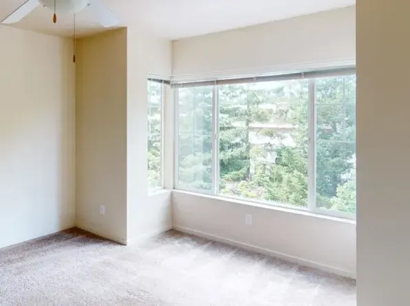 5299 Olympic Dr Unit H, Gig Harbor, WA 98335